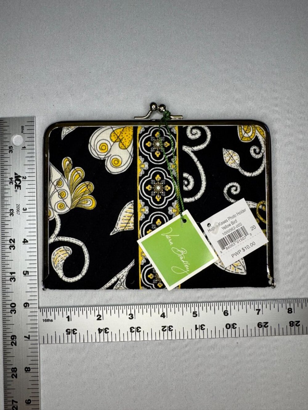 NWT Vera Bradley Hugs & Kisses Travel Photo Holder in Yellow Bird